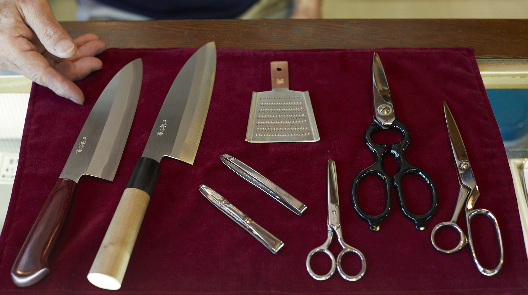 国内外の料理人にも愛される街の小さな刃物店。 江戸東京きらりプロジェクト