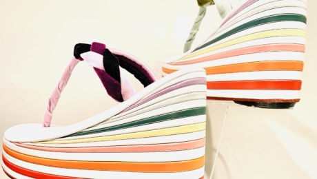 モードな「ZORI」の魅力を、インフルエンサーが発信。