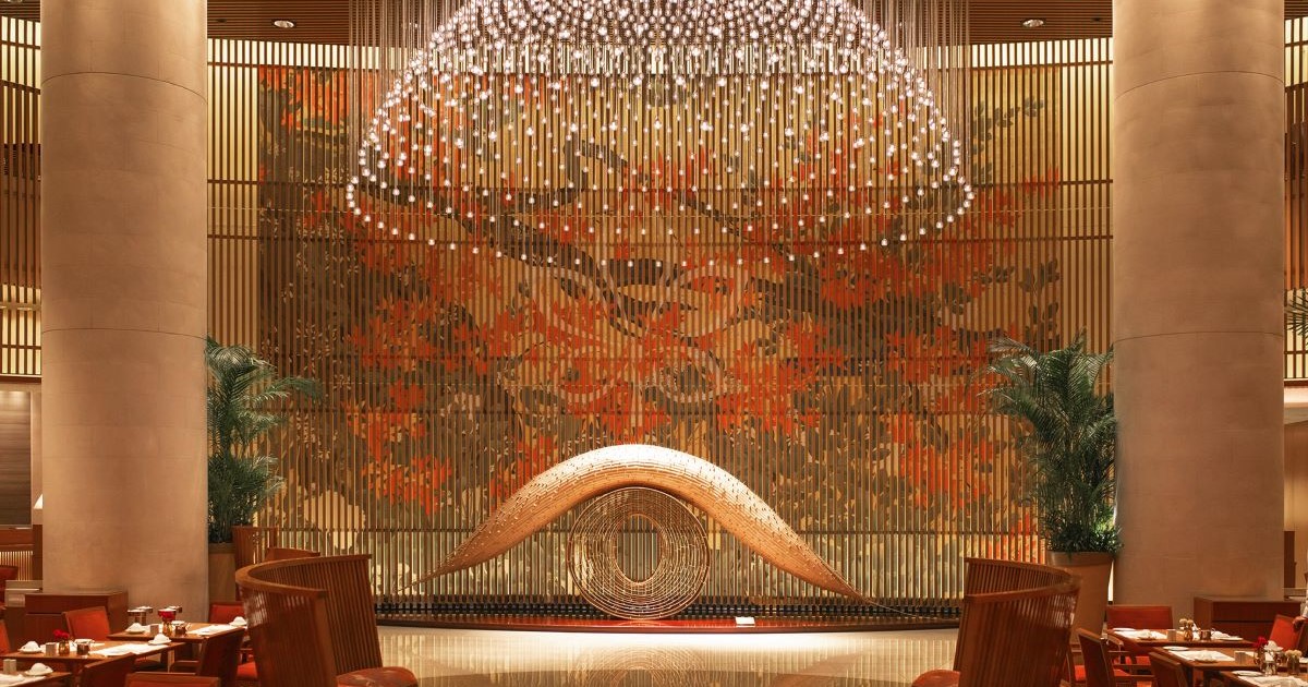 【京源】ザ・ペニンシュラ東京の家紋アートで秋を愛でるひとときを