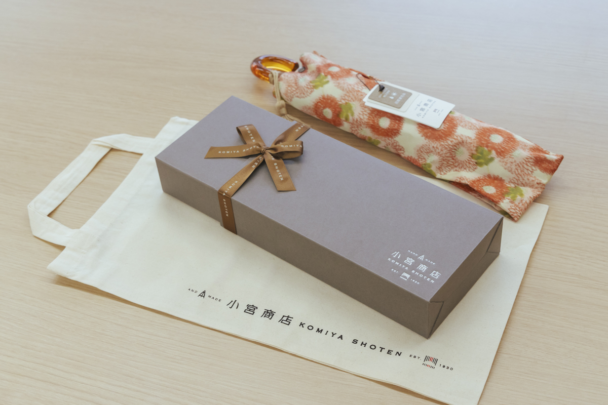 【若き担い手たち】「東京洋傘」の魅力と可能性を引き出す、小宮商店のブランドマネージャーの挑戦