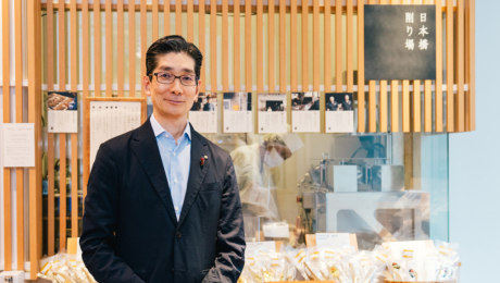 鰹節専門店の老舗にんべん十三代当主が守り伝える、江戸のだし文化と新たな挑戦